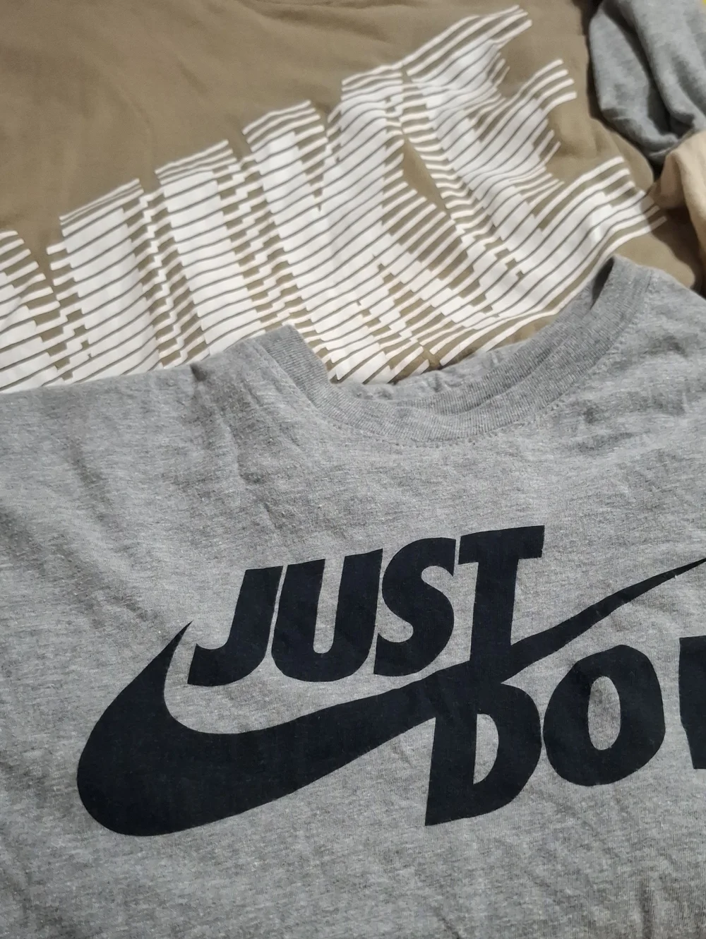 Nike Gray Short Sleeve Tee with Black 'Just Do It' Swoosh
